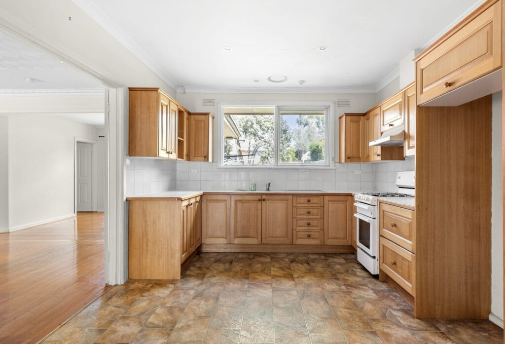 282E571A ECC5 4C7E A209 25D1ADA43206 BLACKBURN SOUTH 2025 06 30 104458