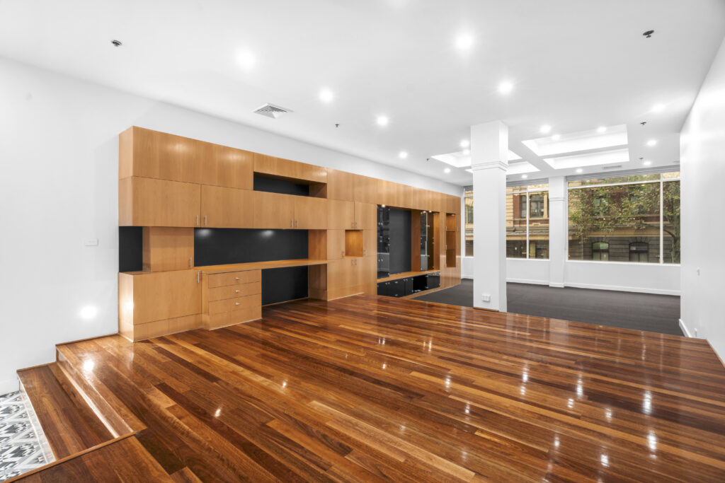 16E50481 5500 486D 8835 A6B80F364D5B MELBOURNE 2025 06 06 145158 scaled