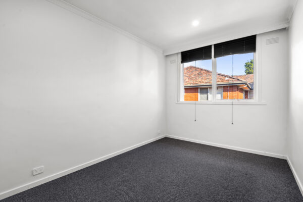 715C8CB1 9B09 466B BDDE 6E0B58D0406F GLEN IRIS 2025 04 24 100512 4 scaled