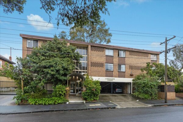 565CED5C 8E87 42D7 B0CC 7FC6615ABD18 ST KILDA EAST 2025 09 04 161242