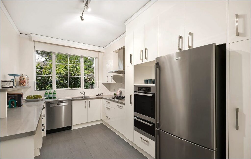 5E705B92 4798 43BD 9042 55DC3335670F TOORAK 2025 09 30 102554