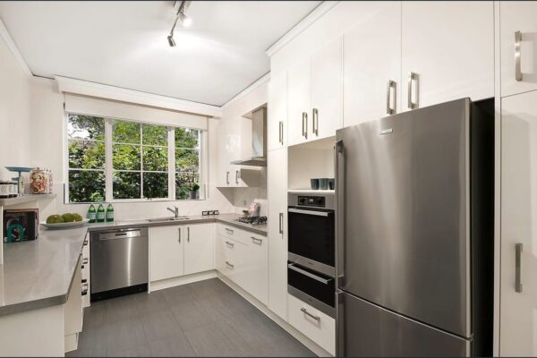 5E705B92 4798 43BD 9042 55DC3335670F TOORAK 2025 09 30 102554