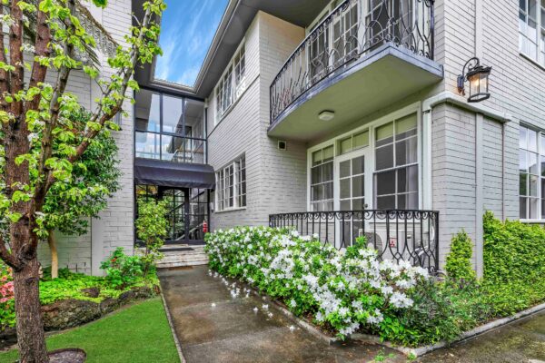 5EEF152A BAE8 4841 B0A5 8CD0B0D31B9B TOORAK 2025 09 23 162827 1 scaled