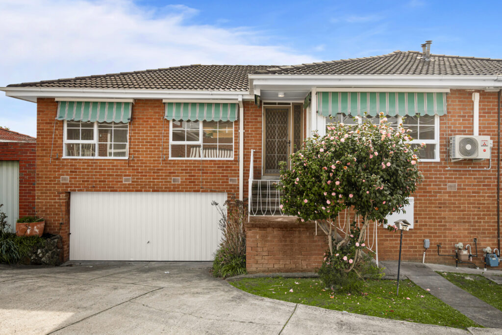 F4CF0FA3 8AE3 4B44 B984 945463C7A025 BOX HILL 2025 09 05 091009 scaled