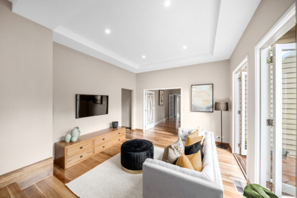 380FFFE1 F0A5 4113 B085 27053C468127 SURREY HILLS 2025 10 02 145841 3 scaled