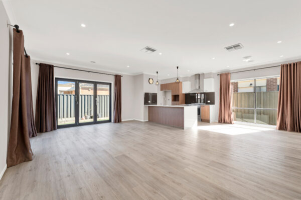 C45BD145 0438 4AAE 98AF 76FF185AAA1E DEER PARK 2025 10 29 090719 1