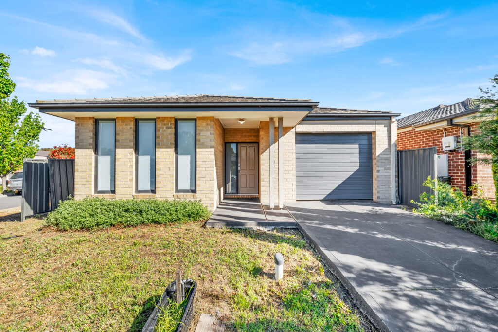 C45BD145 0438 4AAE 98AF 76FF185AAA1E DEER PARK 2025 10 29 090719